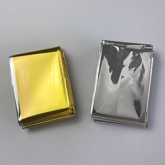 Couverture d'urgence en papier d'aluminium